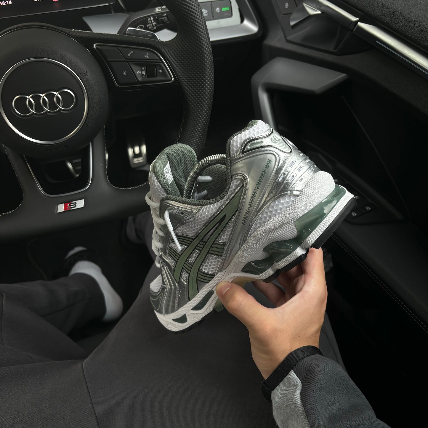 ASICS GEL KAYANO 14