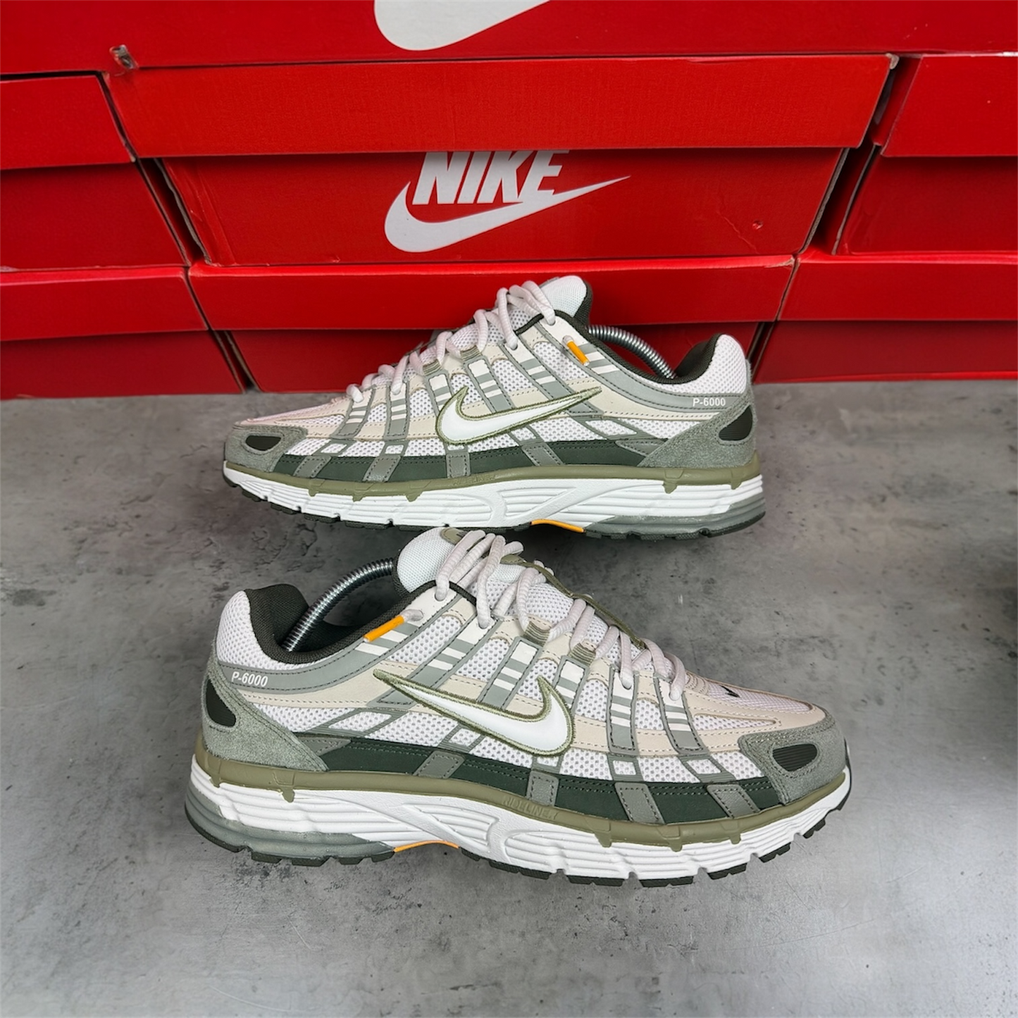 NIKE P-6000