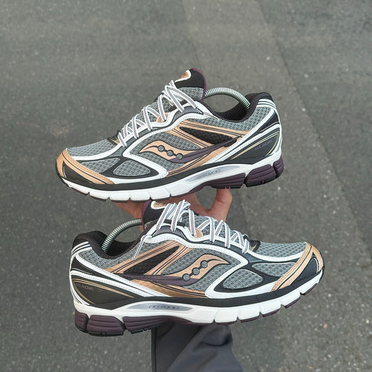 EXCLUSIVE SAUCONYS